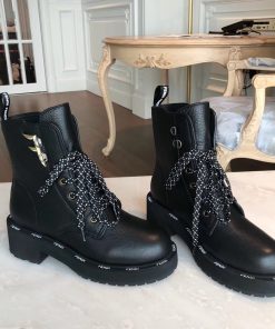 Fendi FFreedom Lace-Up Biker Combat Boots Grained Calfskin Leather Fall/Winter Collection Black