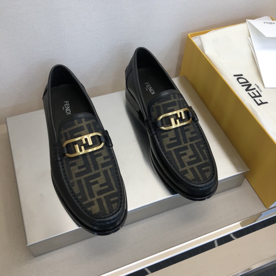 Fendi O’Lock Black Loafers For Men