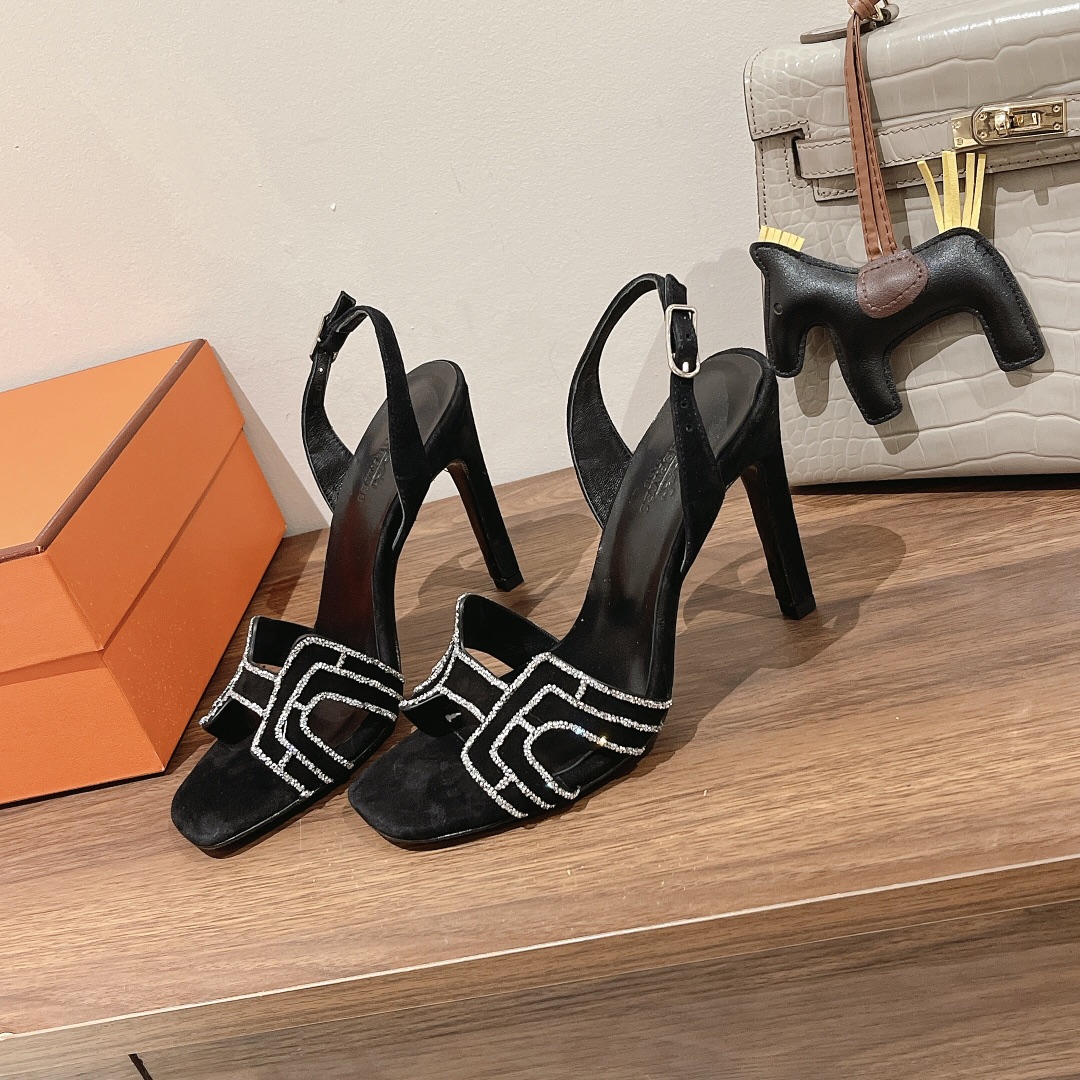 Hermes Premiere Sandal Black For Women 4.1in/10.5cm