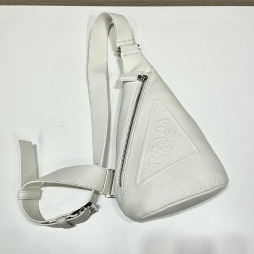 99b787c6.jpg