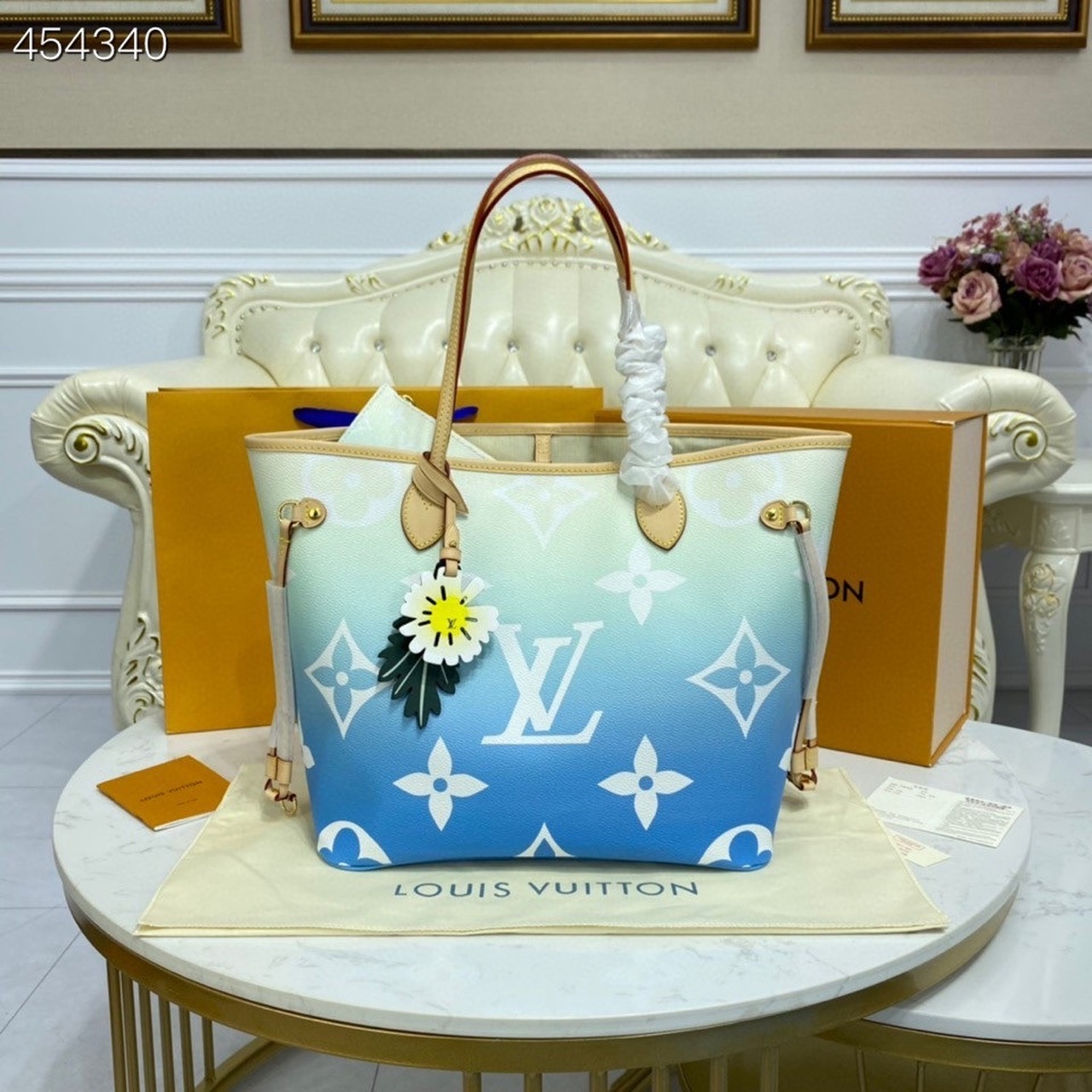 Louis Vuitton Neverfull MM Tote Bag Monogram Giant Canvas Blue For Women, Women’s Handbags, Shoulder Bags 12.2in/31cm LV M45678