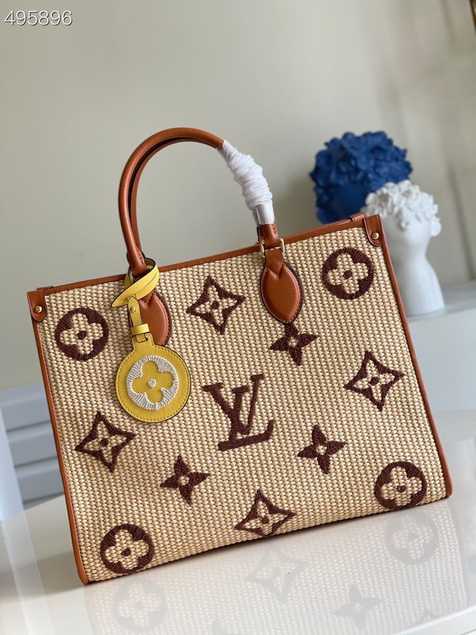 Louis Vuitton OnTheGo MM Tote Bag Monogram Raffia Tan For Women, Women’s Handbags, Shoulder Bags 13.8in/35cm LV M57707