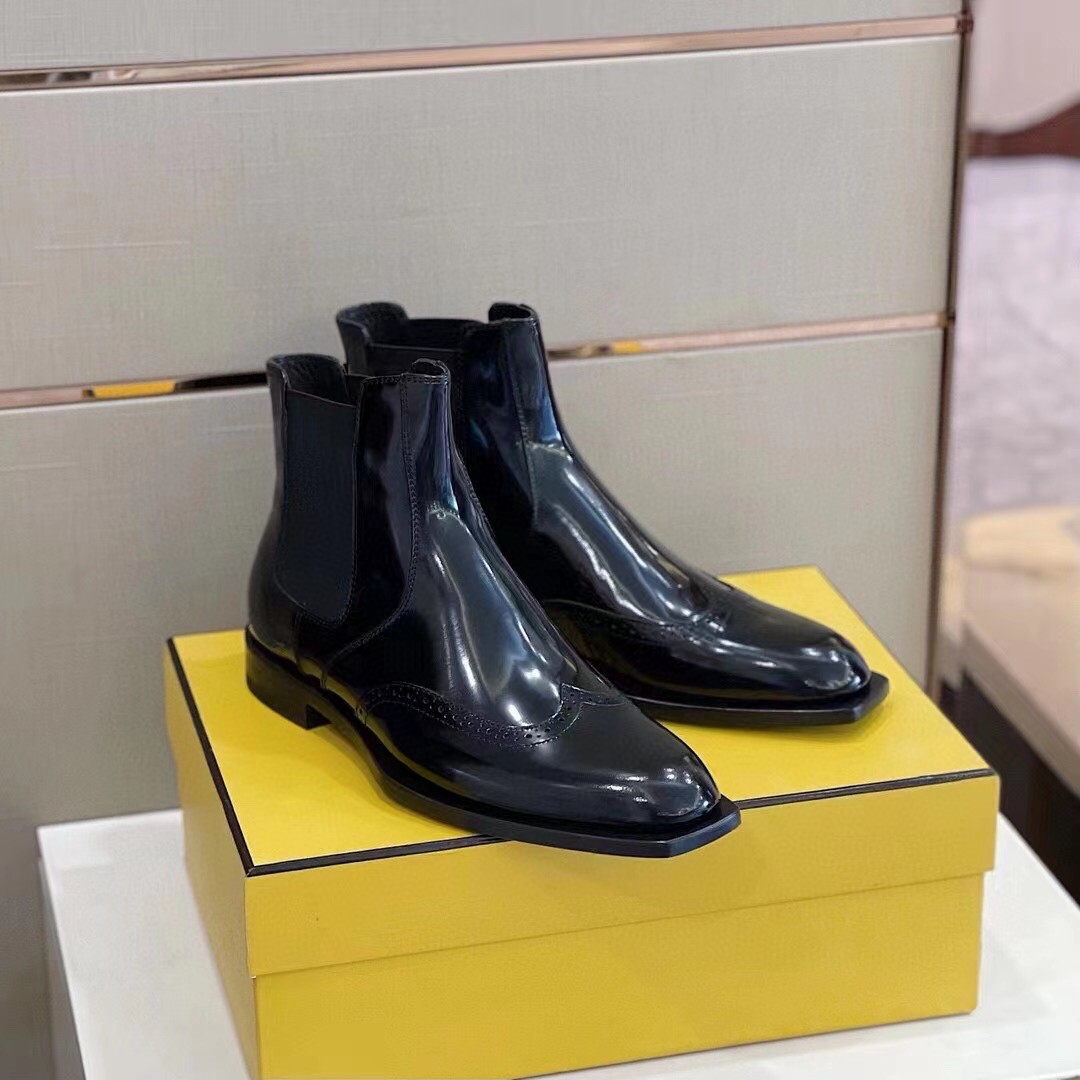 Fendi Force Ankle Boots Shiny Black For Men