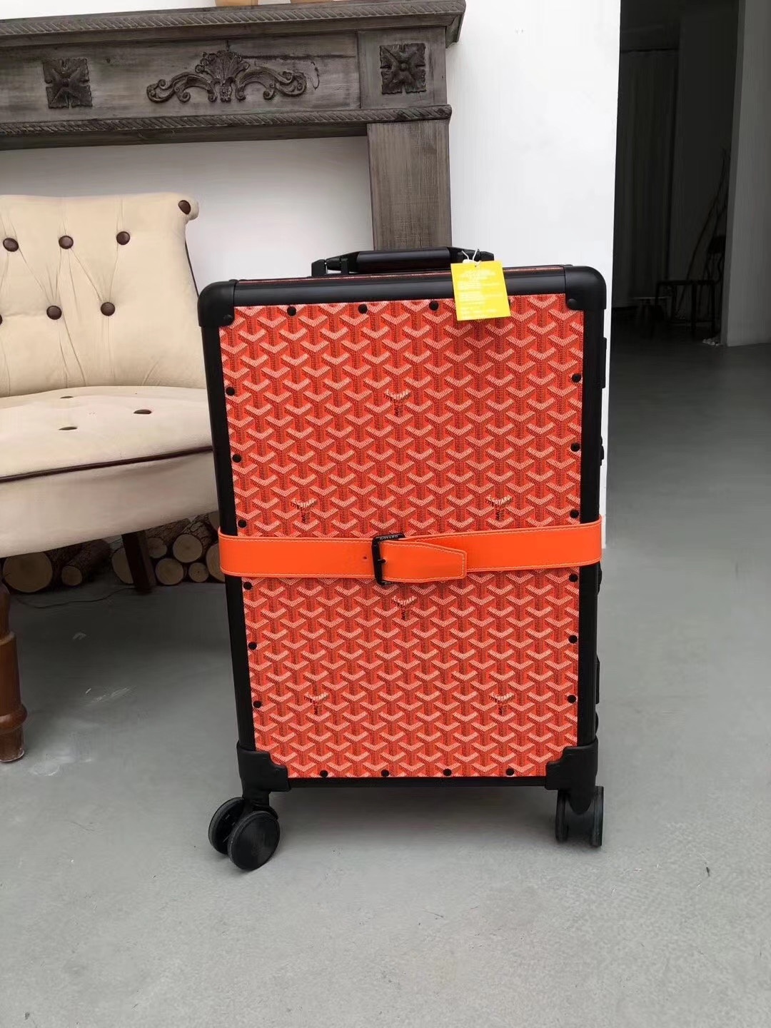 Goyard Rolling Vali Orange For Men, Men’s Luggage 20in/51cm LV