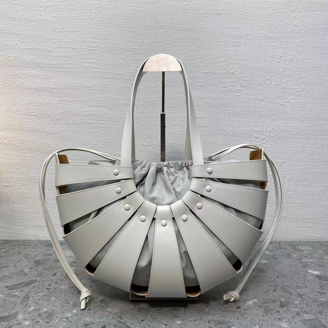 Bottega Veneta Medium Shoulder Bag White, For Women, Women’s Bags 8.6in/22cm