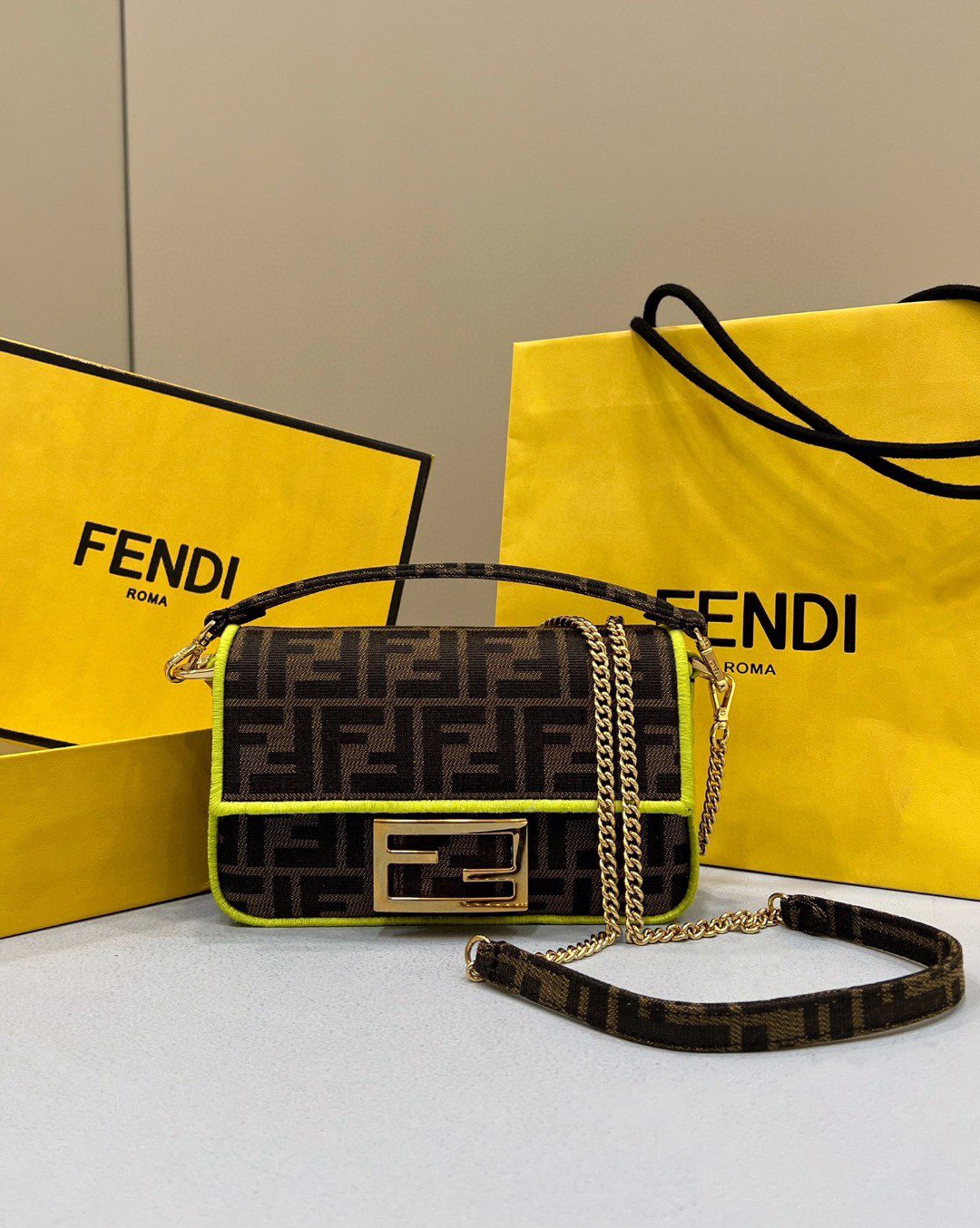 Fendi Baguette Small Brown Fabric Yellow Border Bag For Woman 18cm/7in