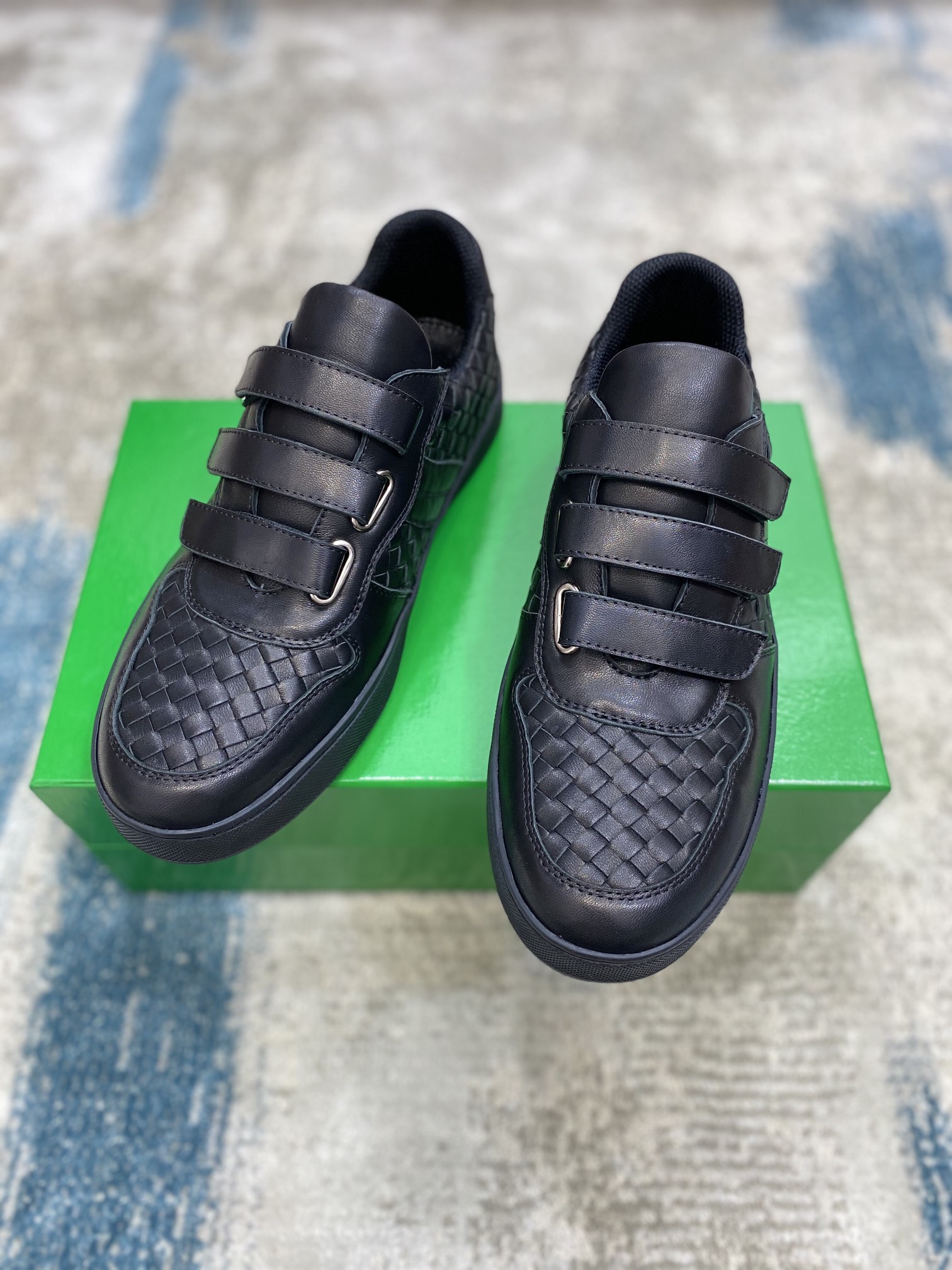 Bottega Veneta Men’s Three Closure Straps With Wave Line Sneakers Black For Men