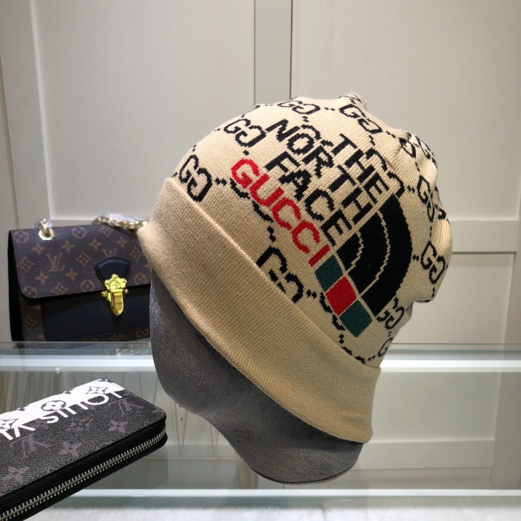 Gucci Beanie Cashmere In Beige