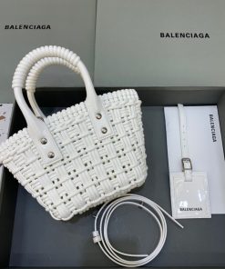 BALENCIAGA Bistro XS Basket With Strap In White, For Women, Women’s Bags 16.1in/41cm 6713422IE3Y9000