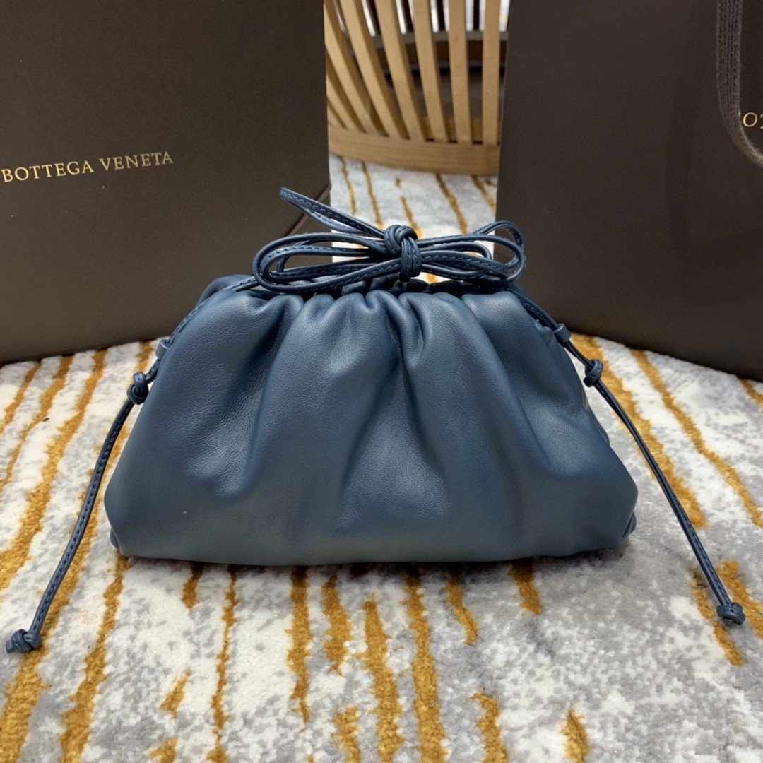 Bottega Veneta Mini Pouch For Women 8.6in/22cm In Blue