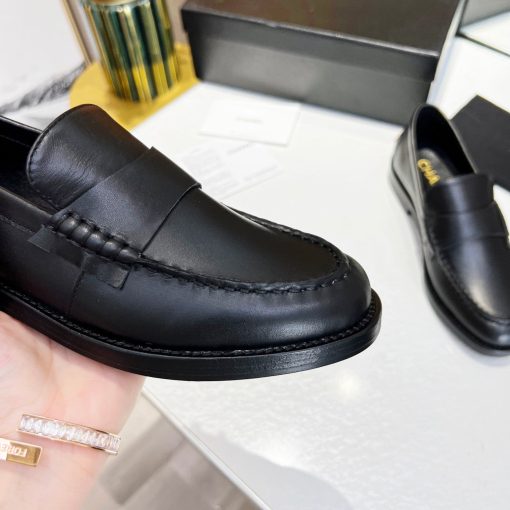 black-6-3-1.jpg