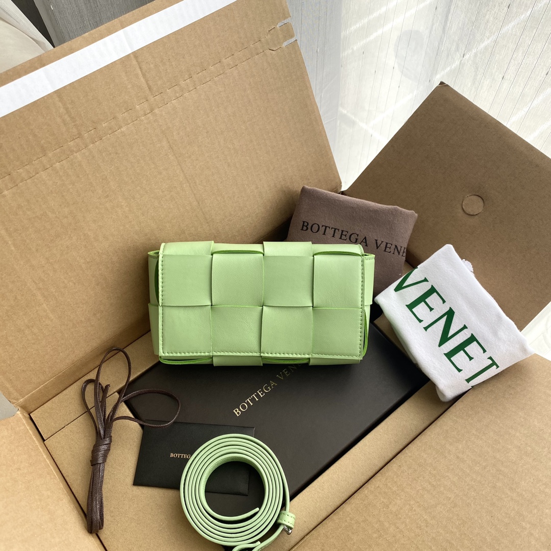 Bottega Veneta Belt Cassette Banana Green, For Women, Women’s Bags 6.9in/17.5cm