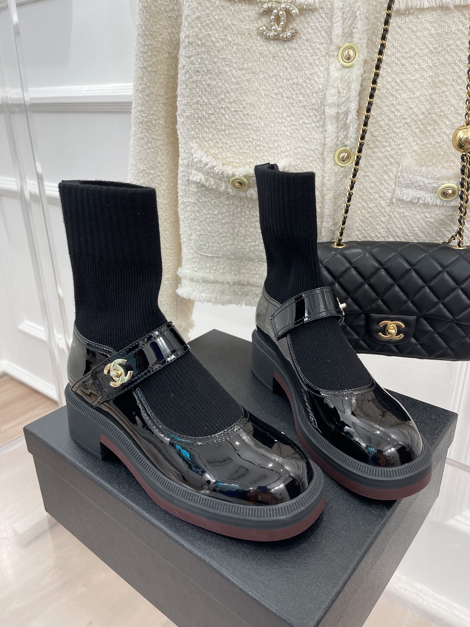 Chanel Women’s Open Shoes Black For Women