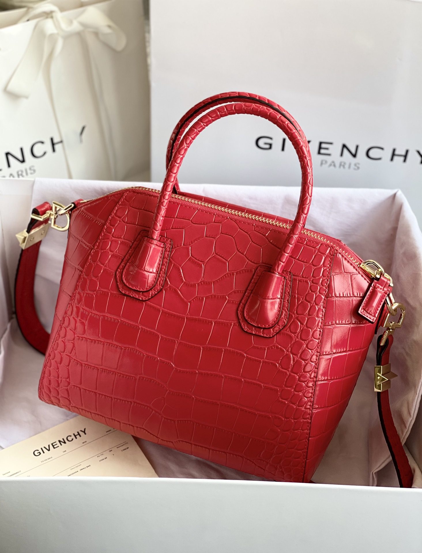 Givenchy Antigona Bag Red For Women, Women’s Handbags, Shoulder Bags 11in/28cm GVC