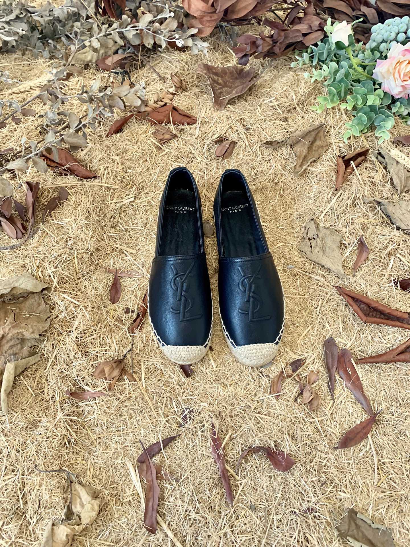 Yves Saint Laurent Women’s Ysl Embroidered Espadrilles Black For Women YSL 458573B34001000