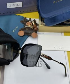 Gucci Rectangular Frame Sunglasses