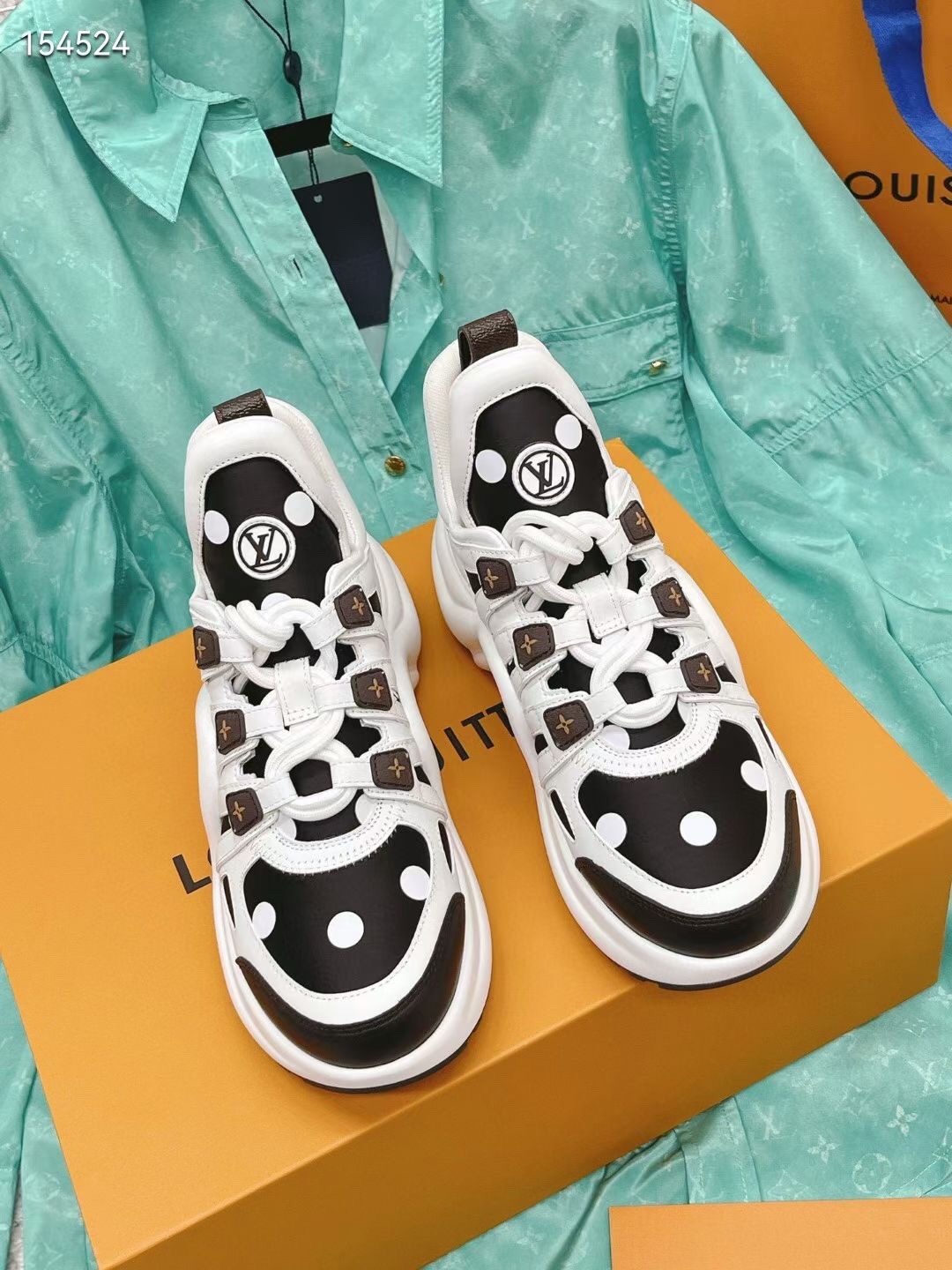 Louis Vuitton Women’s LV Archlight Sneaker Black For Women LV