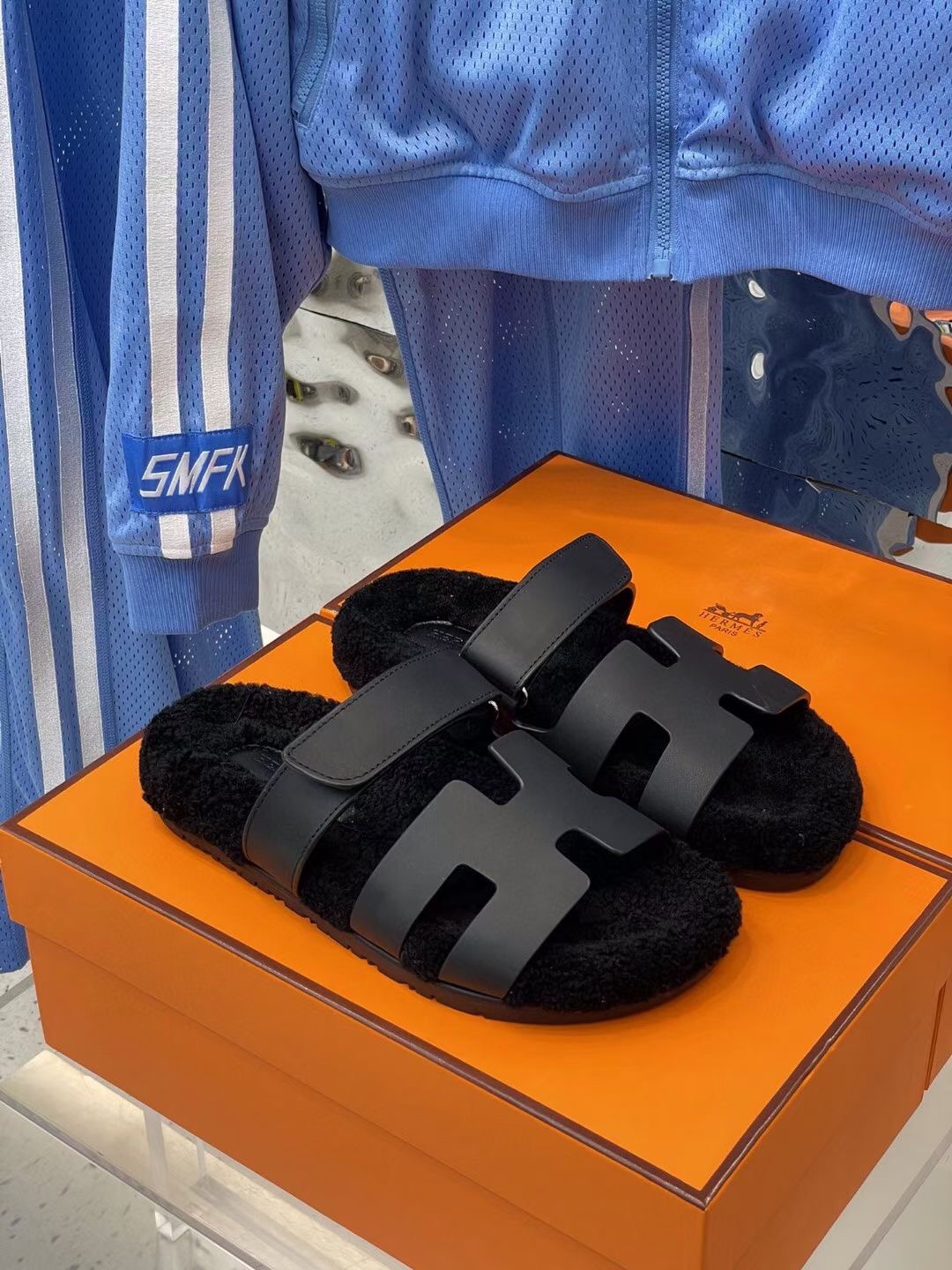 Hermes Chypre Sandal Black For Women H222865ZH02450