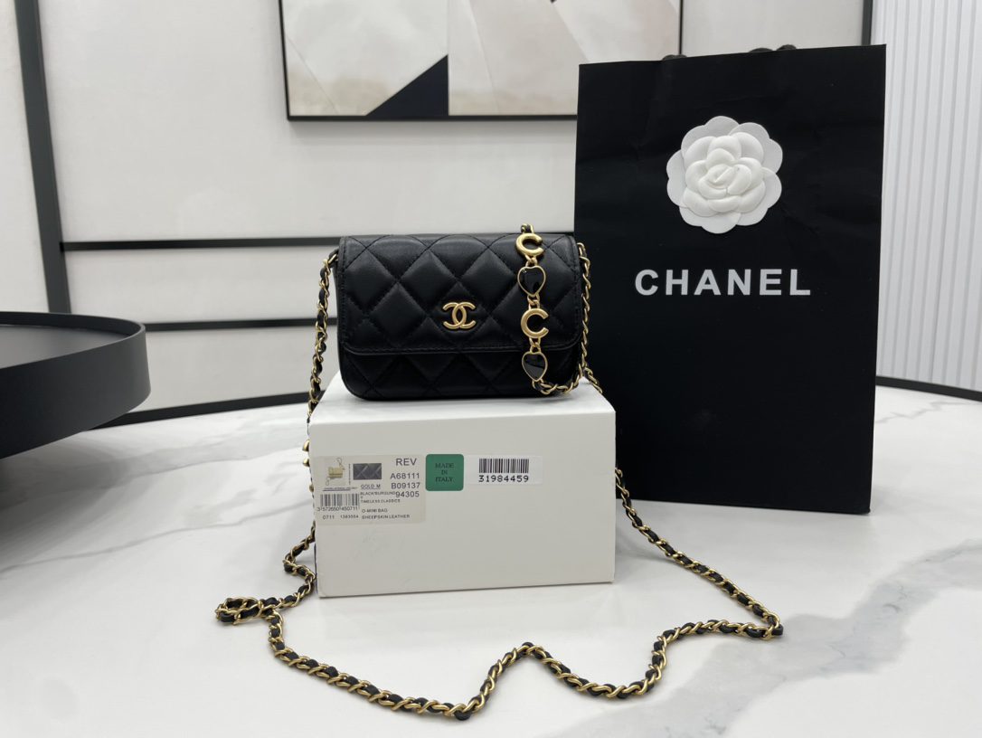 Chanel Classic Distressed Black For Women, Women’s Bags 4.7in/12cm