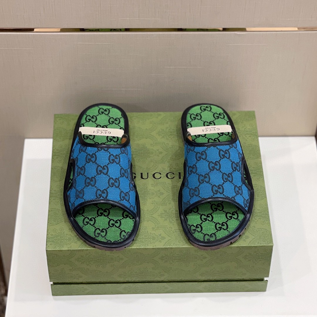 Gucci Men’s Gucci Supreme Slide Sandal Blue And Green For Men ‎624879