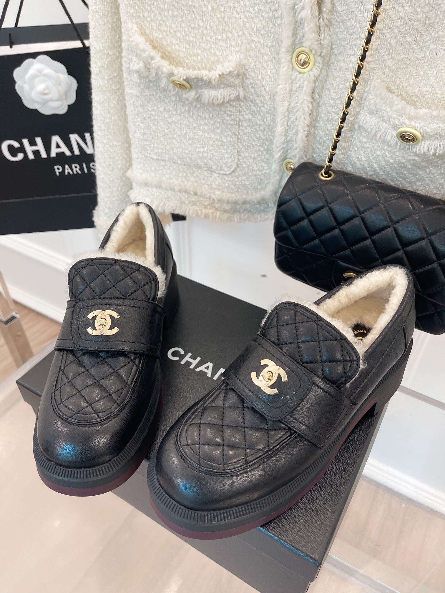 Chanel Women’s Loafers With Lining Black For Women