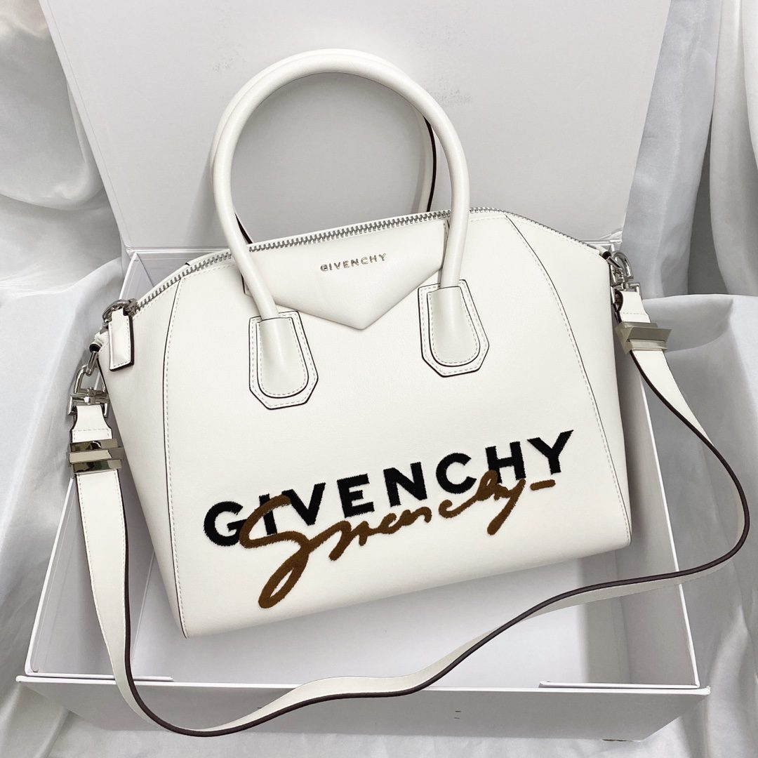 Givenchy Antigona Bag White For Women, Women’s Handbags, Shoulder Bags 13in/33cm GVC 