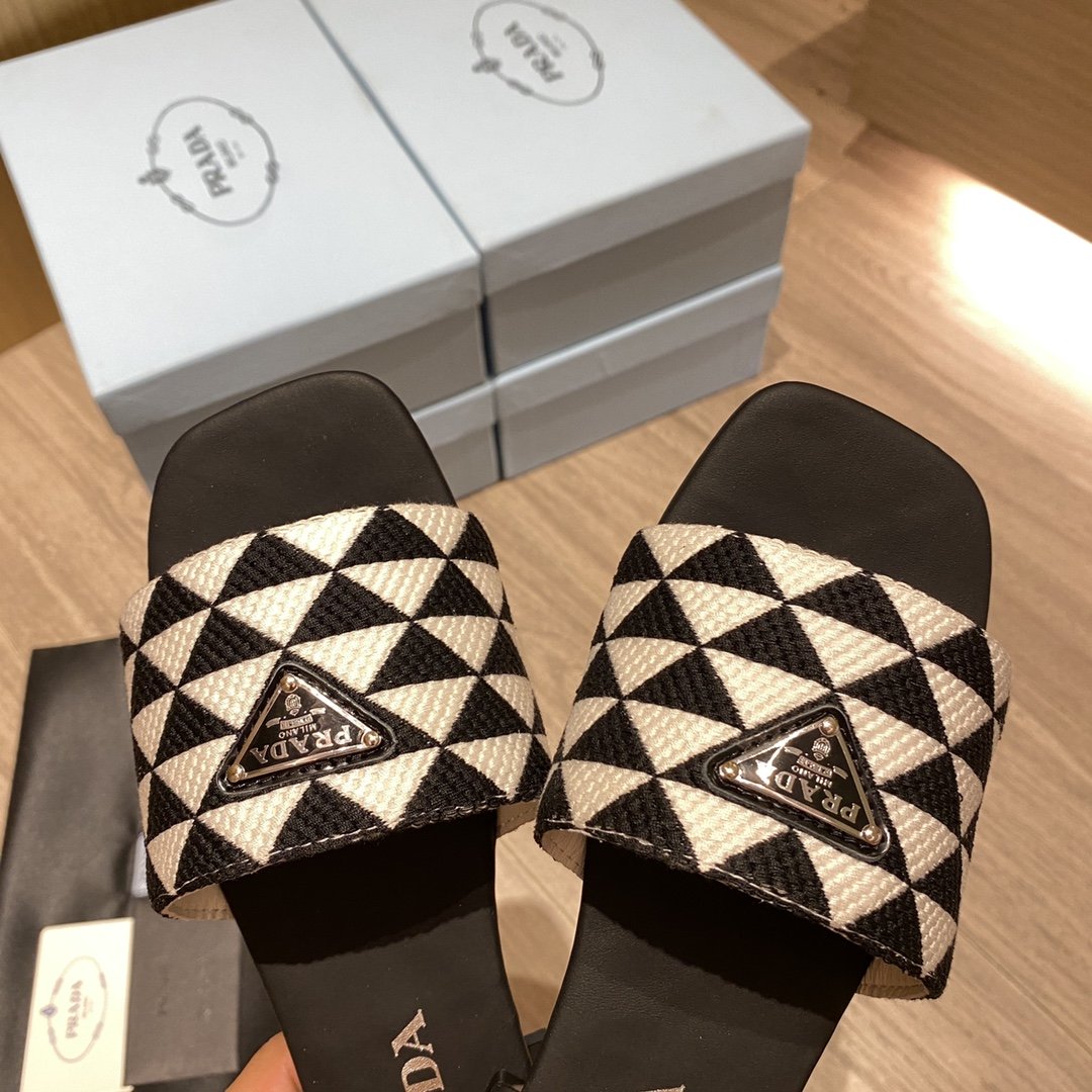 Prada Embroidered Fabric Slides Black/White For Women 0.4in/10mm Prada