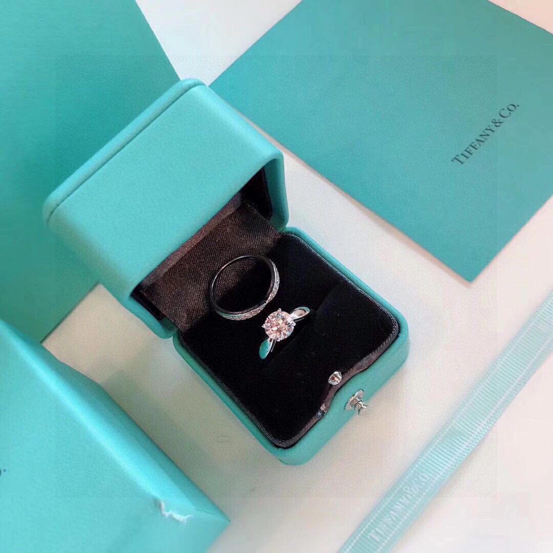 Tiffany & Co Round Pure Stone Ring