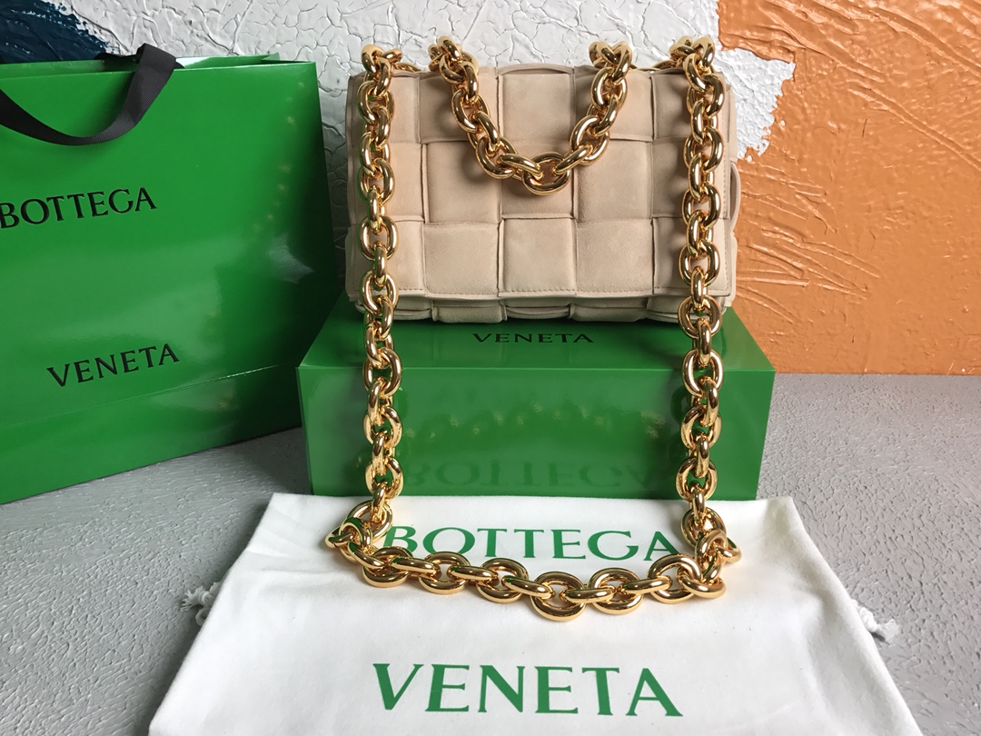 Bottega Veneta Chain Cassette Porridge, For Women, Women’s Bags 10.2in/26cm 631421V04N09776