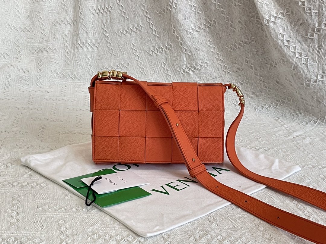Bottega Veneta Cassette Orange, For Women, Women’s Bags 9.1in/23cm
