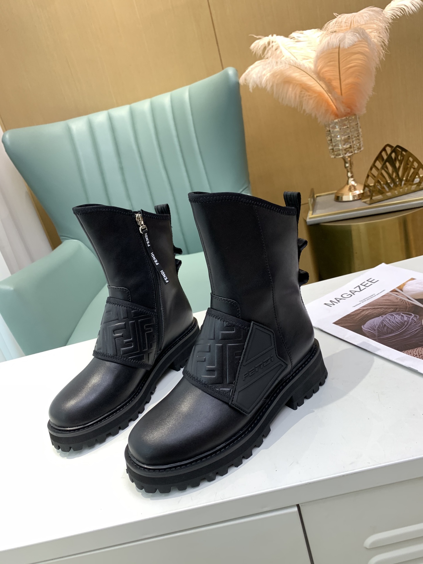 Fendi Force Chelsea Boots Black For Women FF