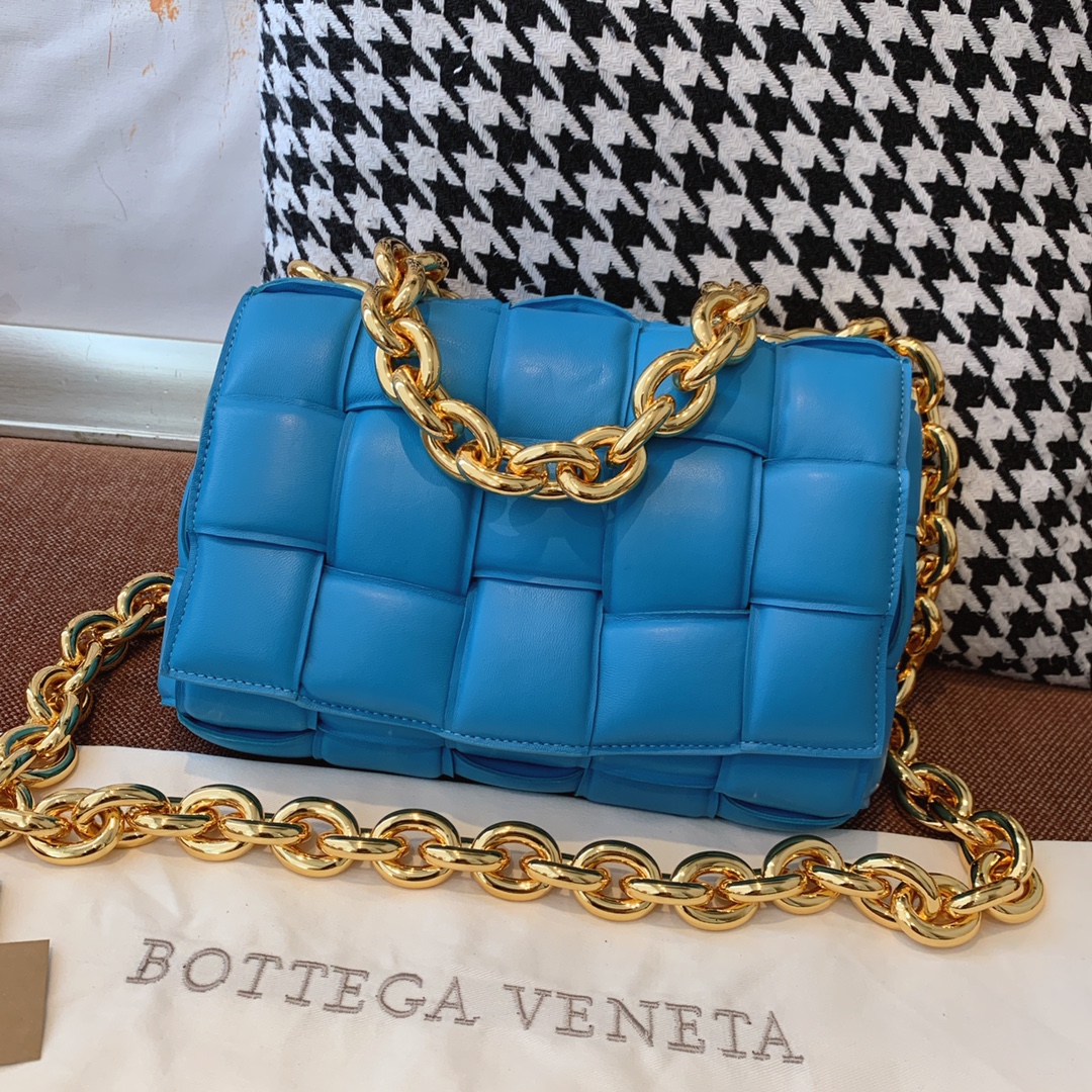 Bottega Veneta Chain Cassette Blue, For Women, Women’s Bags 10.2in/26cm