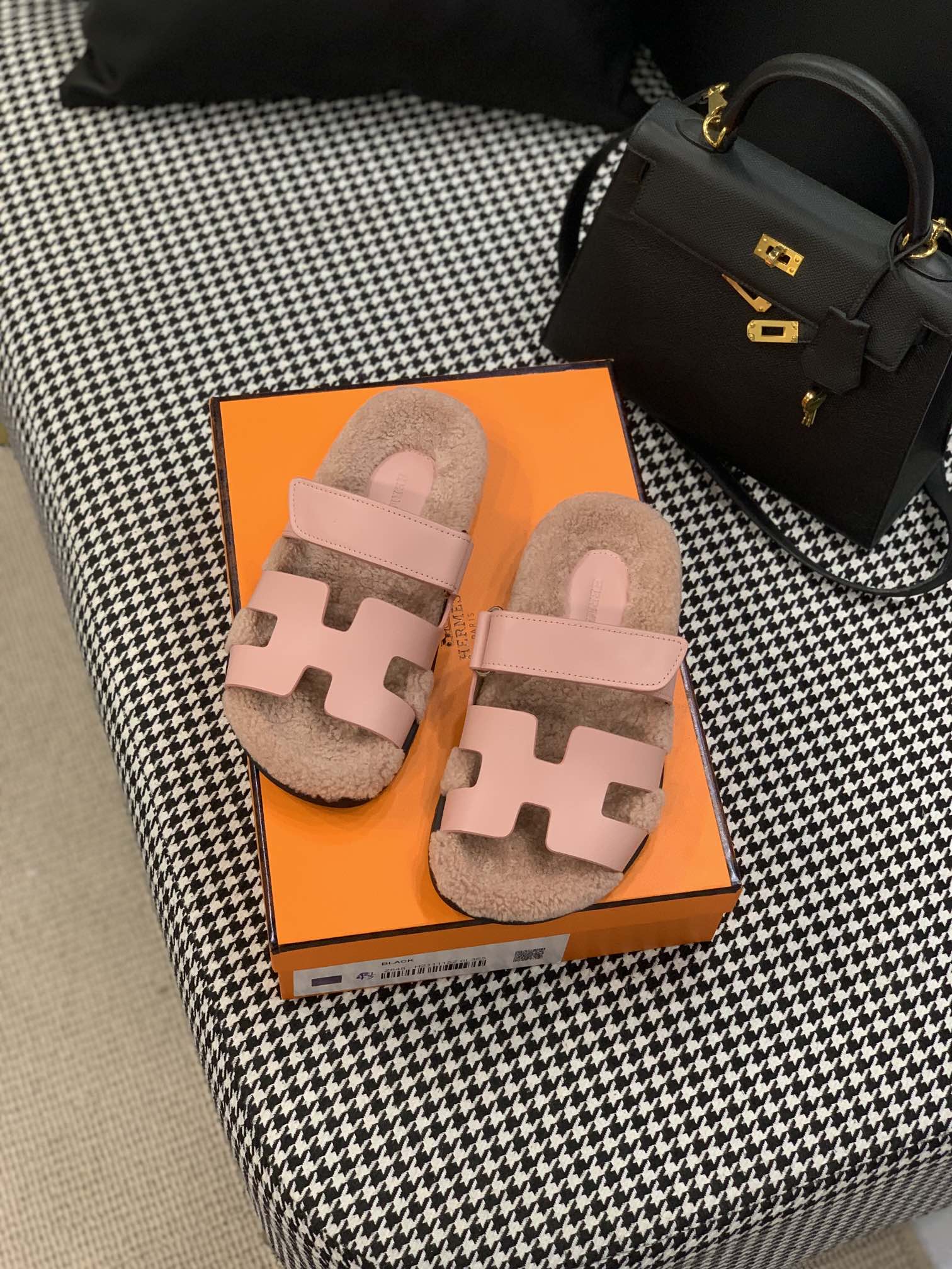 Hermes Chypre Sandal Pink For Women