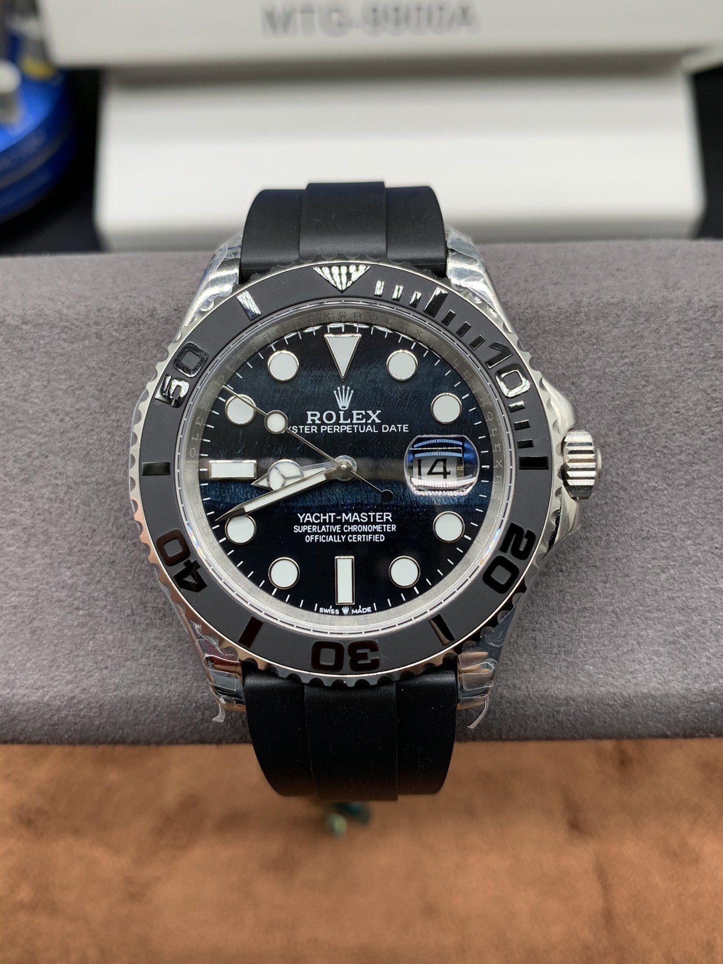 Rolex Yacht – Master 42mm Silver Toned For Men 226659