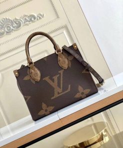 Louis Vuitton OnTheGo PM Monogram Canvas For Women, Women’s Handbags, Shoulder Bags 9.8in/25cm LV