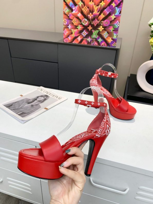 red-6-1-1.jpg