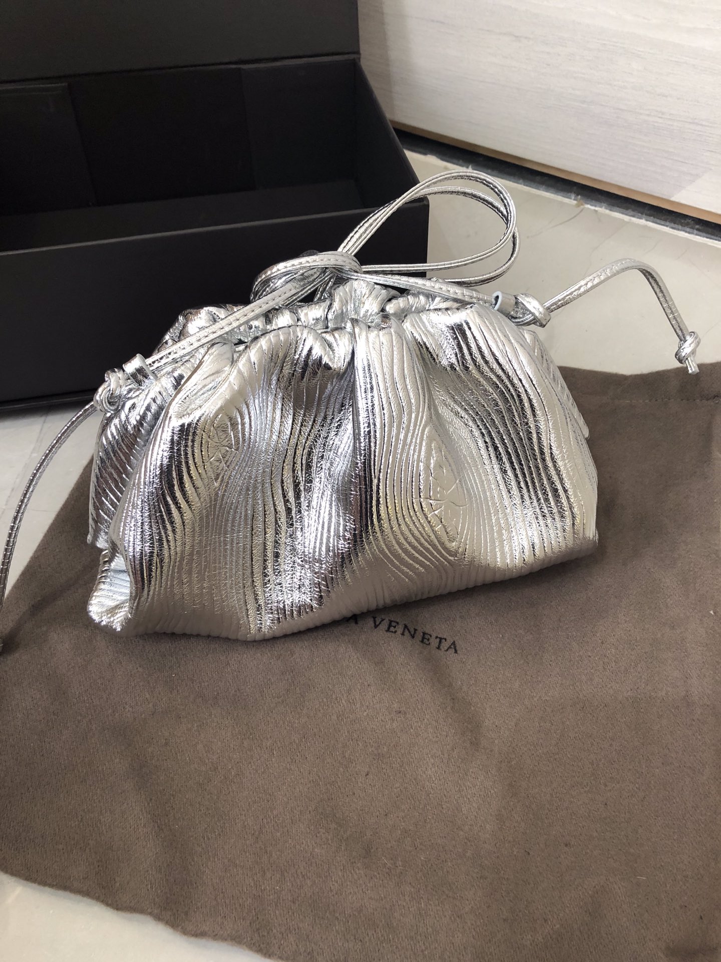 Bottega Veneta Clutch Sliver, For Women, Women’s Bags 8.7in/22cm