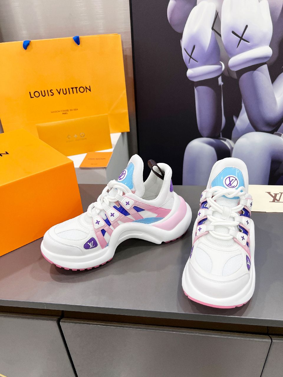 Louis Vuitton Women’s LV Archlight Sneaker Pink And Blue For Women LV
