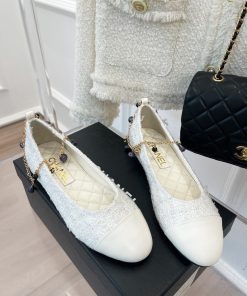 Chanel Women’s Ballerinas With Chain White For Women