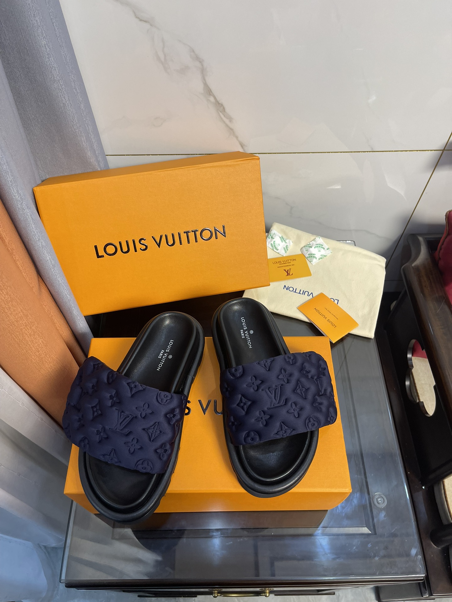 Louis Vuitton Women’s Pool Pillow Comfort Flat Mule Blue For Women LV